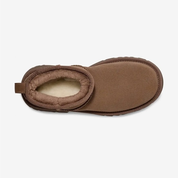 NWT UGG
Classic ultra Mini New Heights IN hickory - Picture 4 of 7